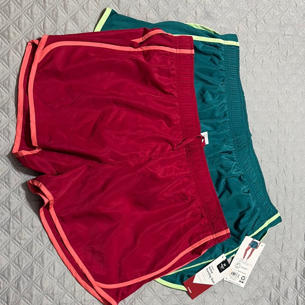 NWT Women’s XL Active running shorts.  2pairs - teal and red.